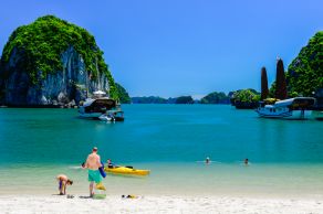 Discover Halong Bay And Bai Tu Long Bay 3 Days