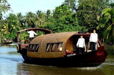 Song Xanh Sampan Cruise