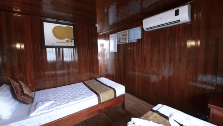 Superior twin bed
