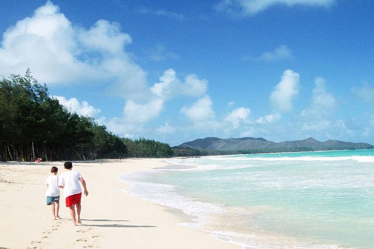 Stride Along The 7 Most Charming Beaches Of Ha Long