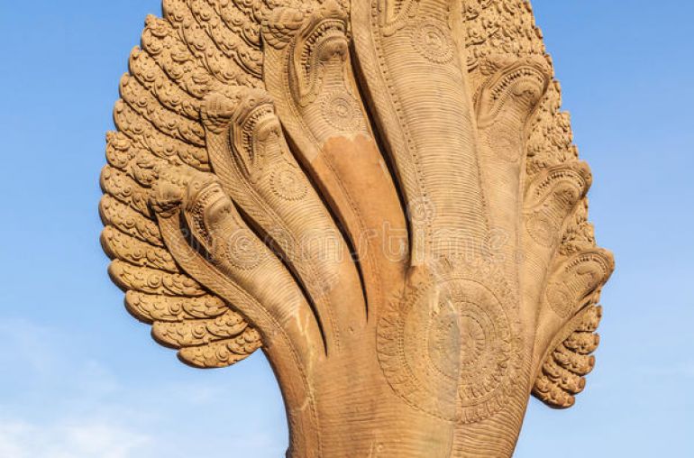 Naga-Statue-In-Angkor-Wat
