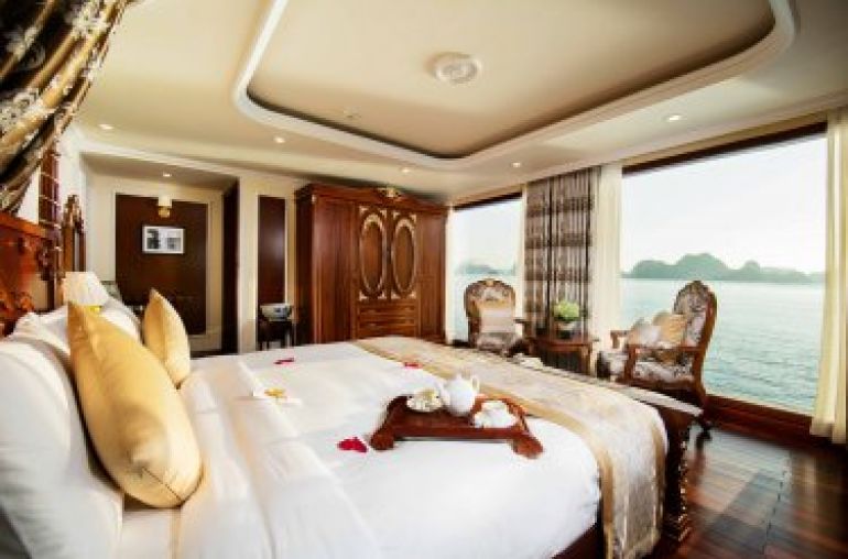 RoyalSuite
