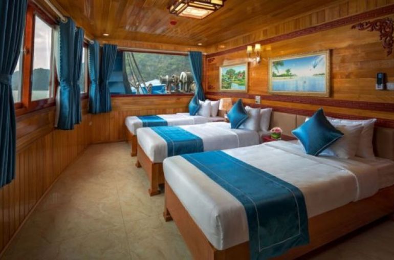 Deluxe-triple-3beds