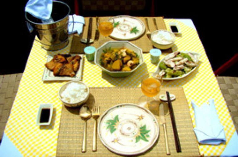 Song_Xanh_-_Lunch_2