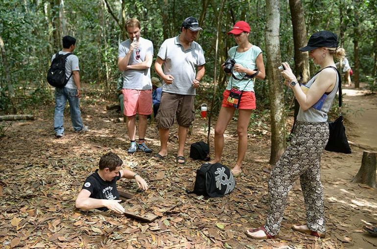 Cu-Chi-Tunnel-Historical-Tour-2