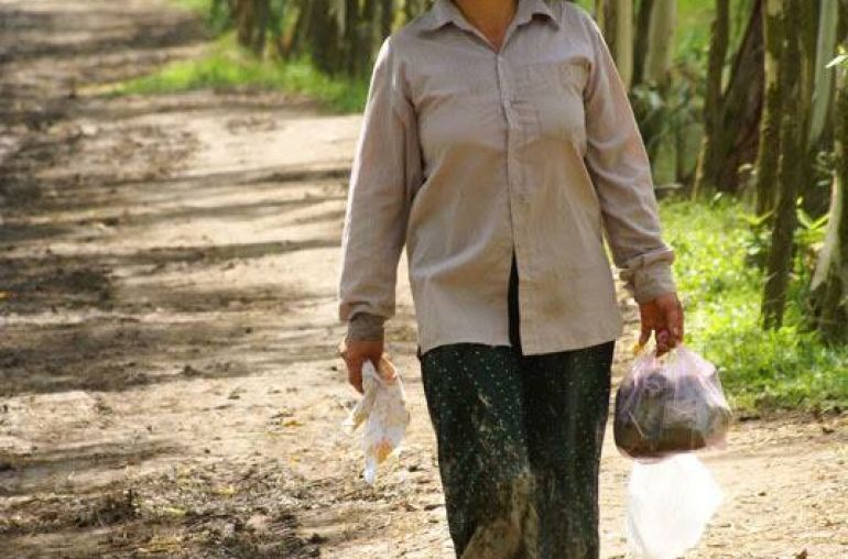 Farmers-in-Cu-Da-Village-1