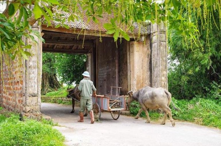 Duong-Lam-Ancient-Village-3
