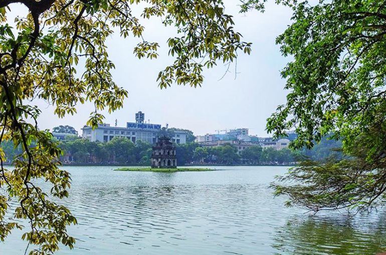 Hoan Kiem Lake