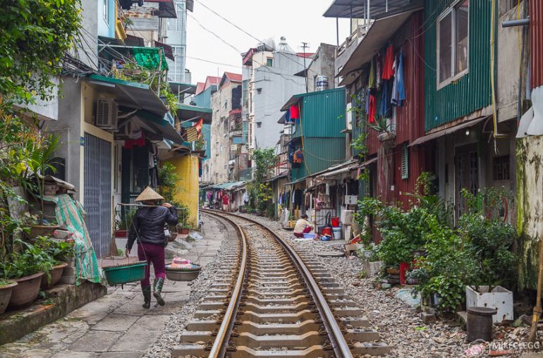 Train-Track-Street-Hanoi-Vietnam