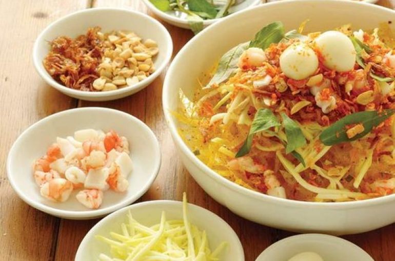 Bánh trang tron in Hoi An