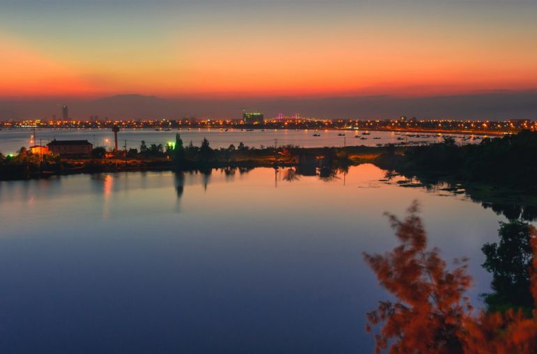 Sunset-in-Hue,