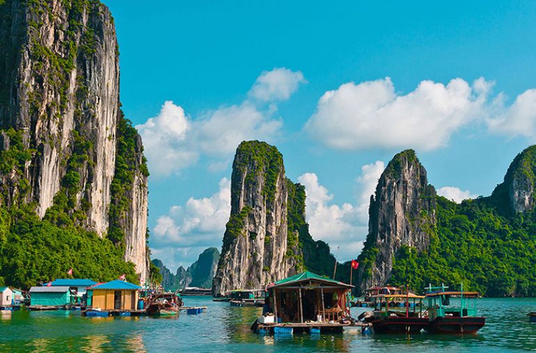 Adventure Halong bay