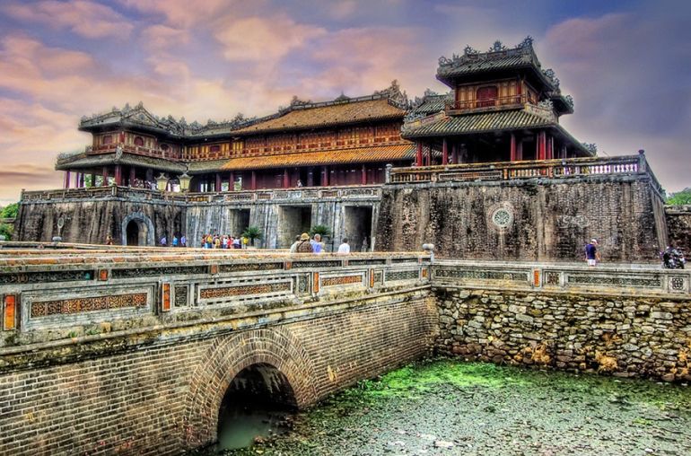 Complex-of-Hue-Monuments’