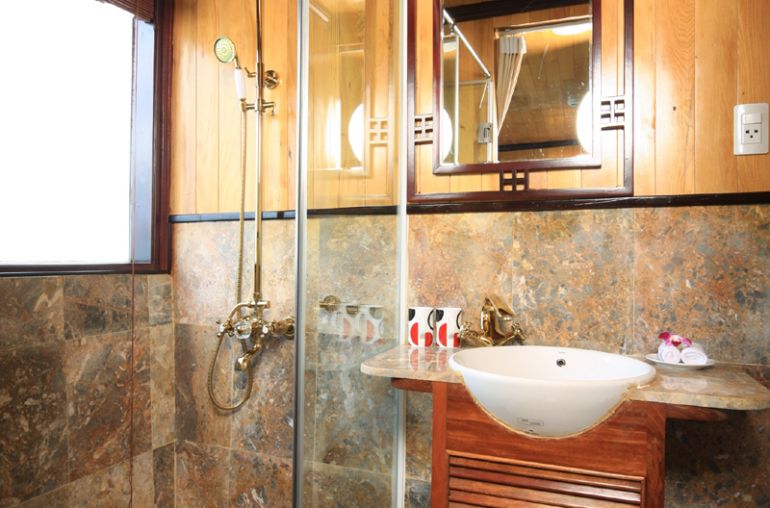 Bathroom-Suite cabin