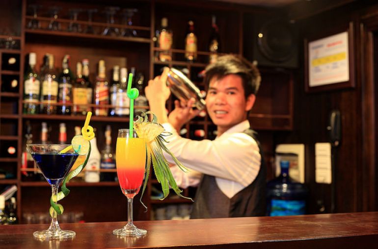 Bar