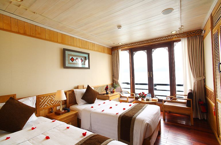 Suite twin bed Ocean View